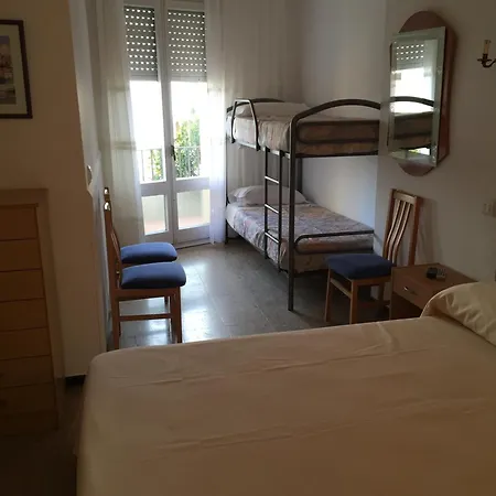 Konukevi L'hostalet Tossa de Mar